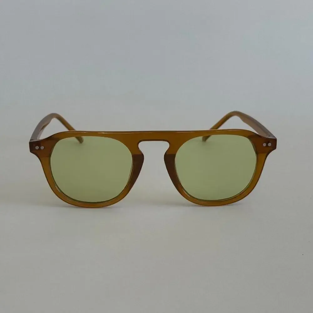Brown round sunglasses with green